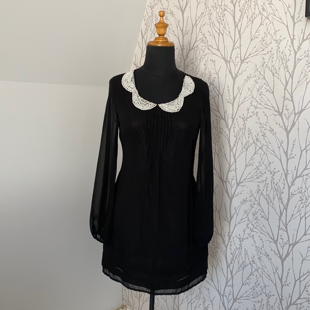 Lipsy London Long Sleeve Shift Dress w/Bead collar